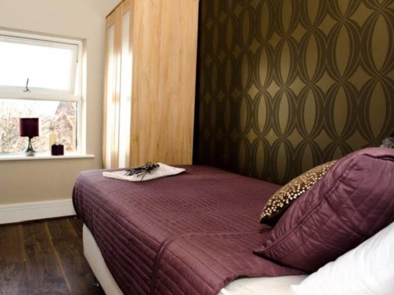 Trivelles Liverpool Extérieur photo